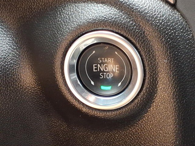 Used 2025 Summit White Chevrolet Custom image 25