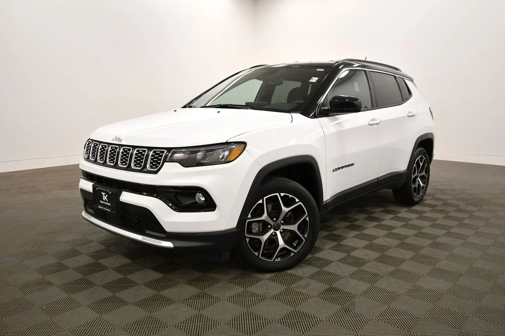 Used 2025 Jeep Compass Limited with VIN 3C4NJDCN4ST601435 for sale in Rochester, Minnesota