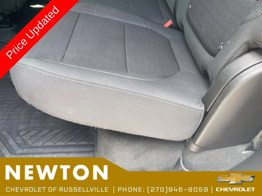 Used 2021 SUMMIT WHITE Chevrolet RST image 32