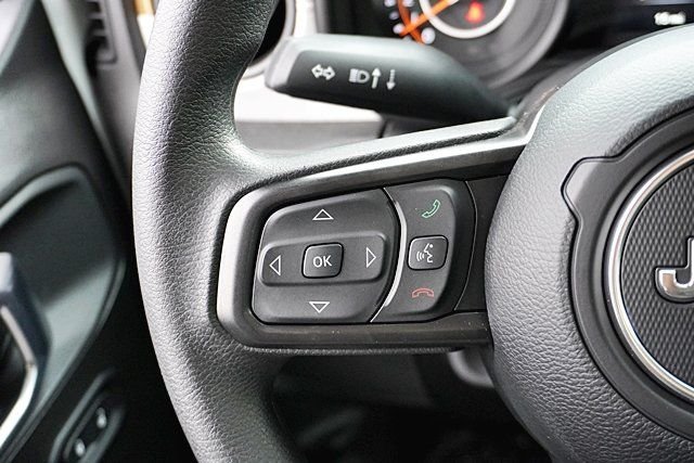 New 2026 Bright White Clear-Coat Exterior Paint Jeep Sport image 39