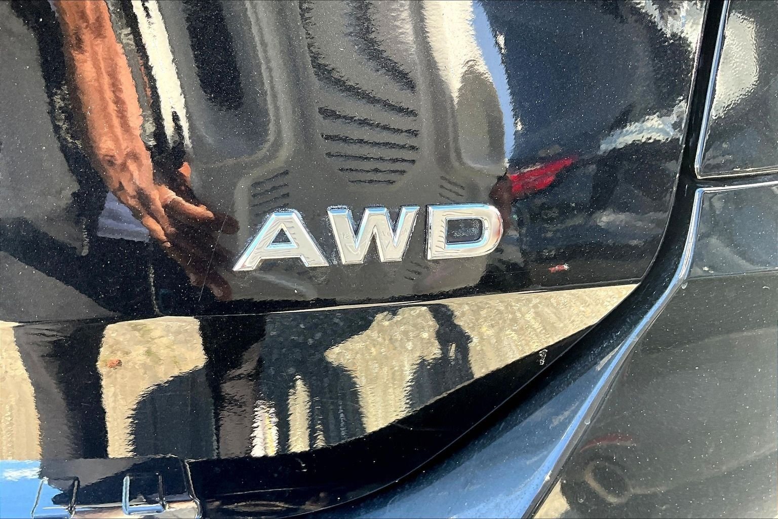 Used 2019 Black Nissan S image 22