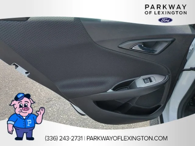 Used 2023 White Chevrolet LT image 27