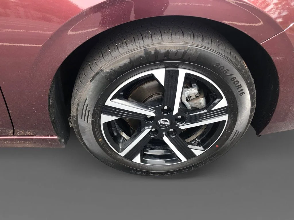 Used 2024 Red Nissan SV image 16