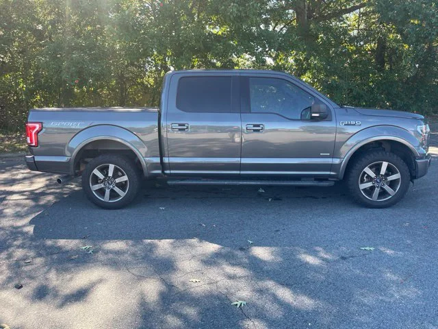 Used 2016 Gray Ford XLT image 6