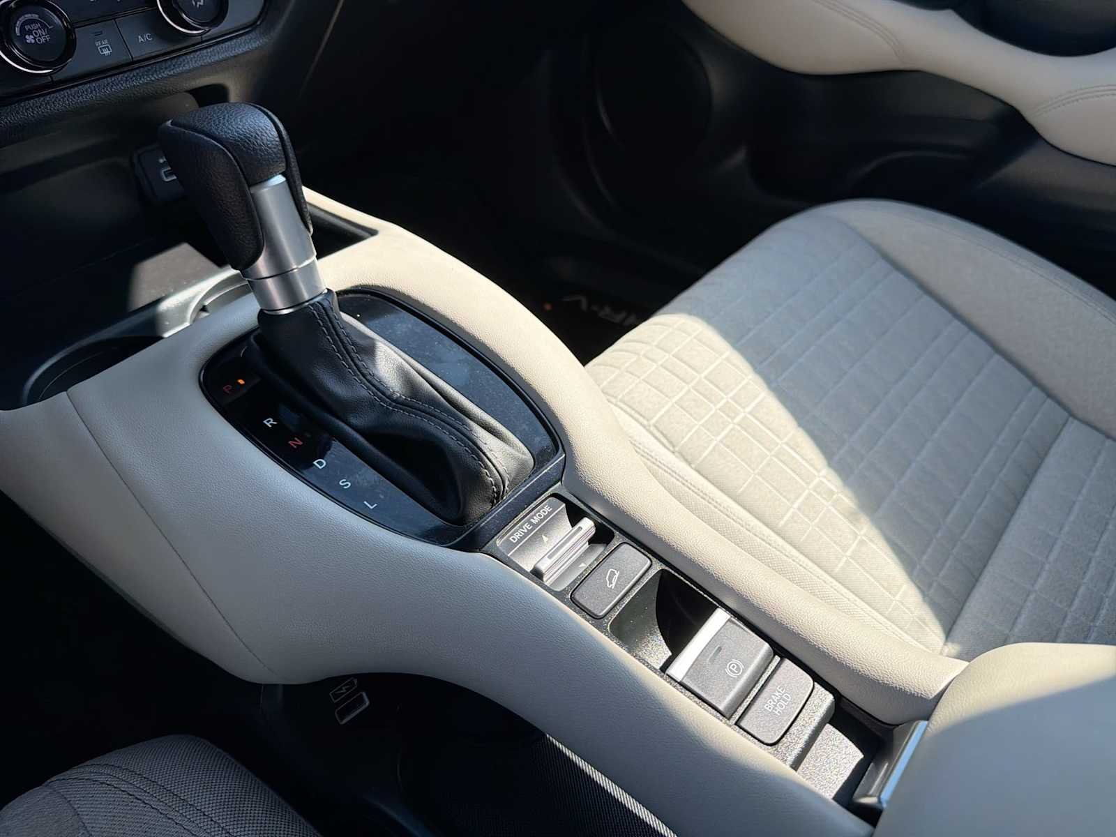 2023 Honda HR-V LX - Photo 29