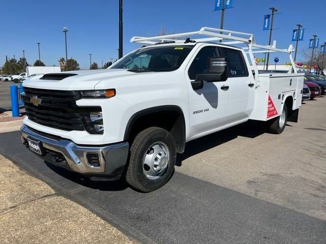 2024 Chevrolet Silverado HD Work Crew Cab 171.5" WB's photo