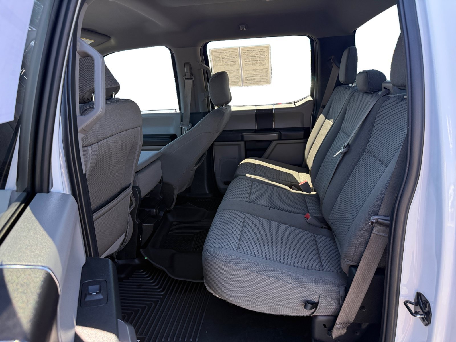 Certified Used 2019 Oxford White Ford XLT image 16