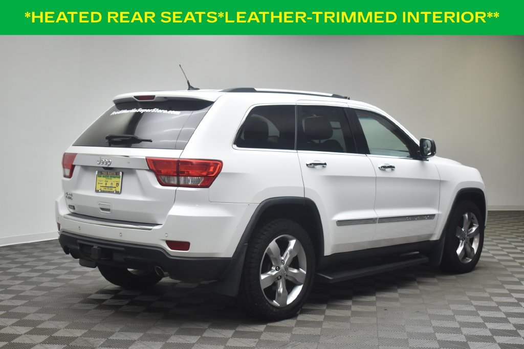 Used 2013 Bright White Clearcoat Jeep Limited image 6
