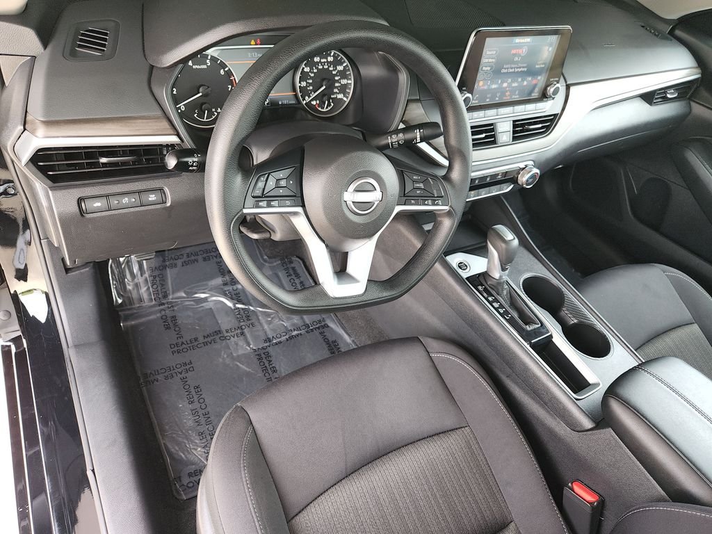 Used 2025 Black Nissan 2.5 SV image 11