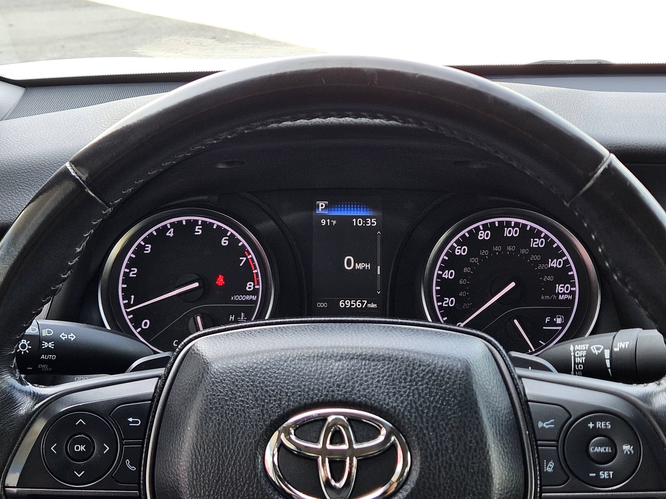 Used 2024 Ice Cap Toyota SE image 15