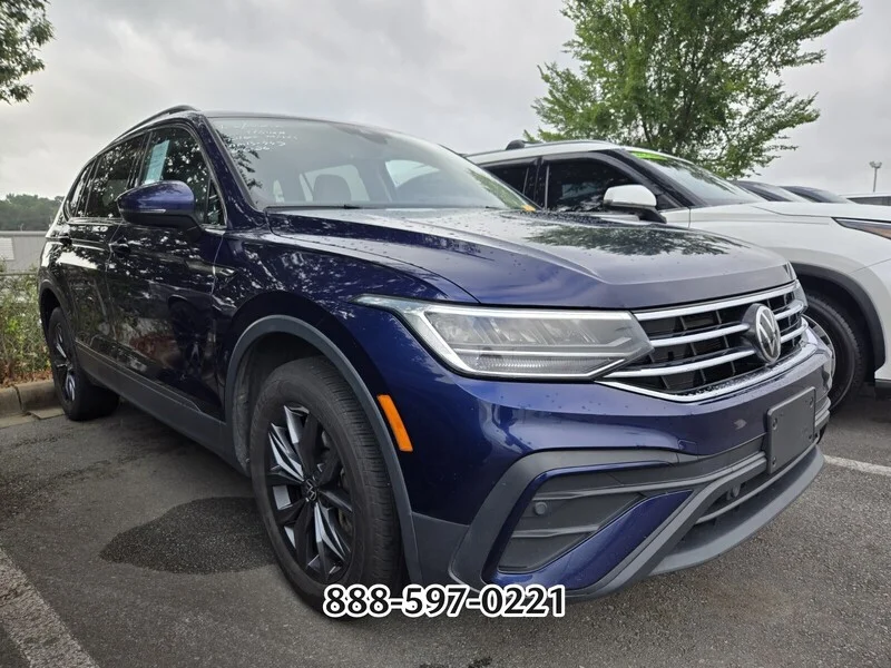 Used 2022 Platinum Gray Metallic Volkswagen 2.0T SE image 10