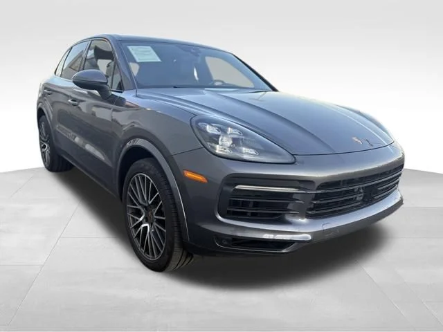 2020 Porsche Cayenne S's photo