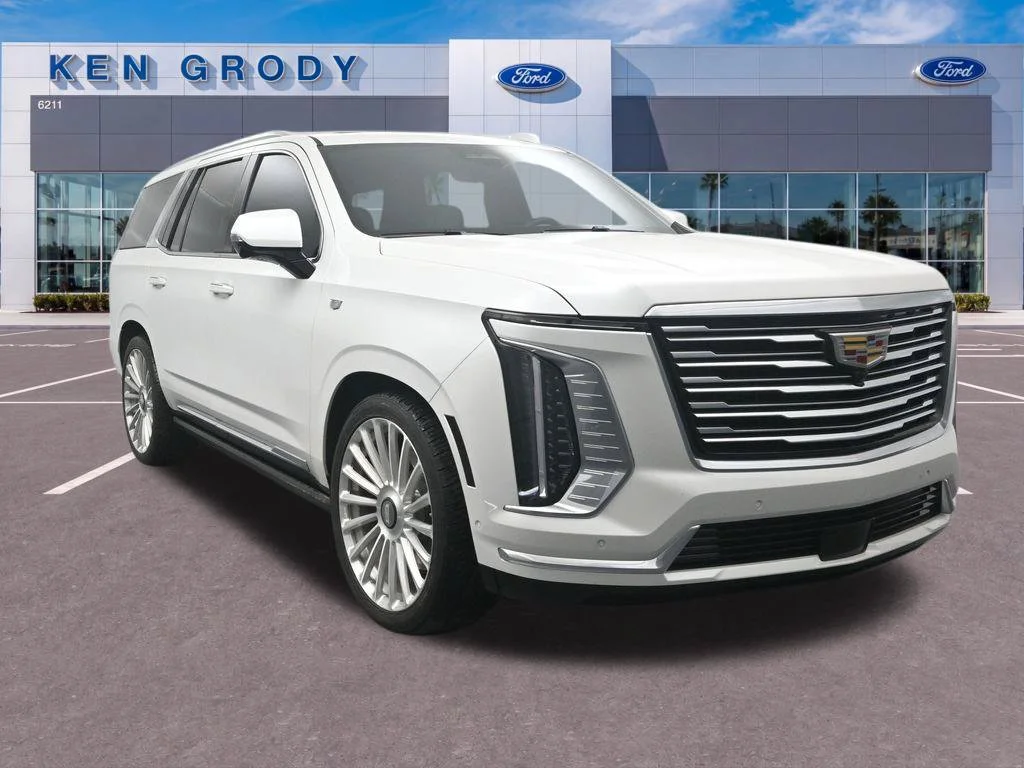 Used 2025 White Cadillac Premium Luxury Platinum image 20