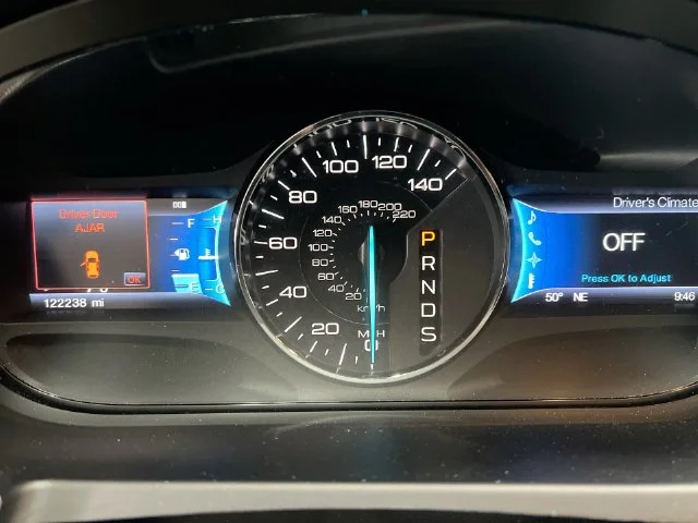Used 2013 Gray Ford SEL image 13