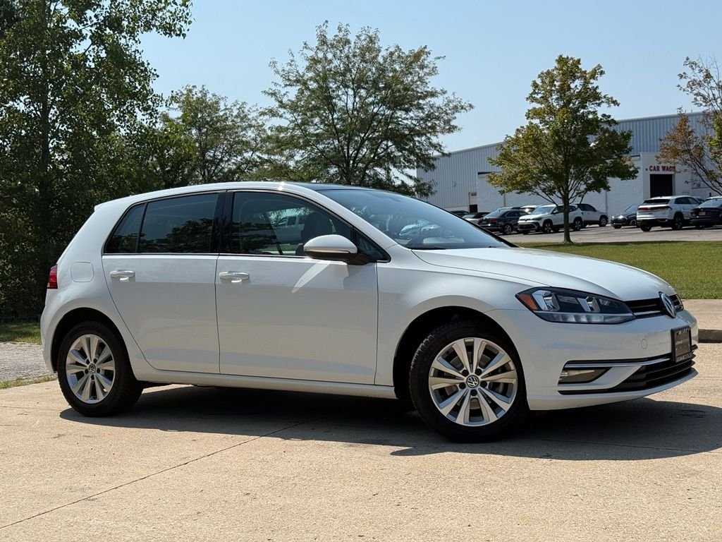 Used 2019 White Volkswagen  image 9