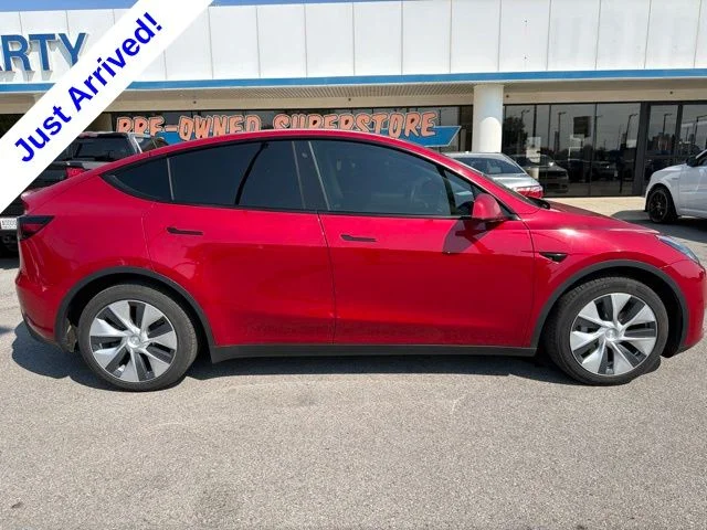 Used 2020 Tesla Model Y Long Range with VIN 5YJYGDEEXLF030350 for sale in Fort Payne, AL