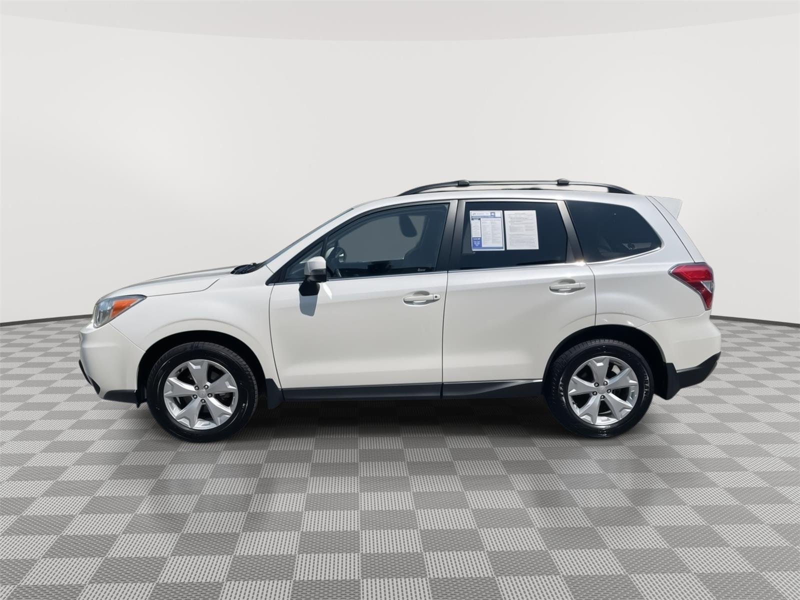 Used 2014 Satin White Pearl Subaru 2.5i Touring image 12