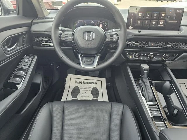 New 2026 Platinum White Pearl Honda Touring image 11