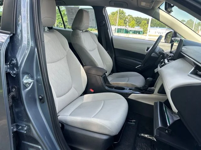 Used 2025  Toyota L image 20