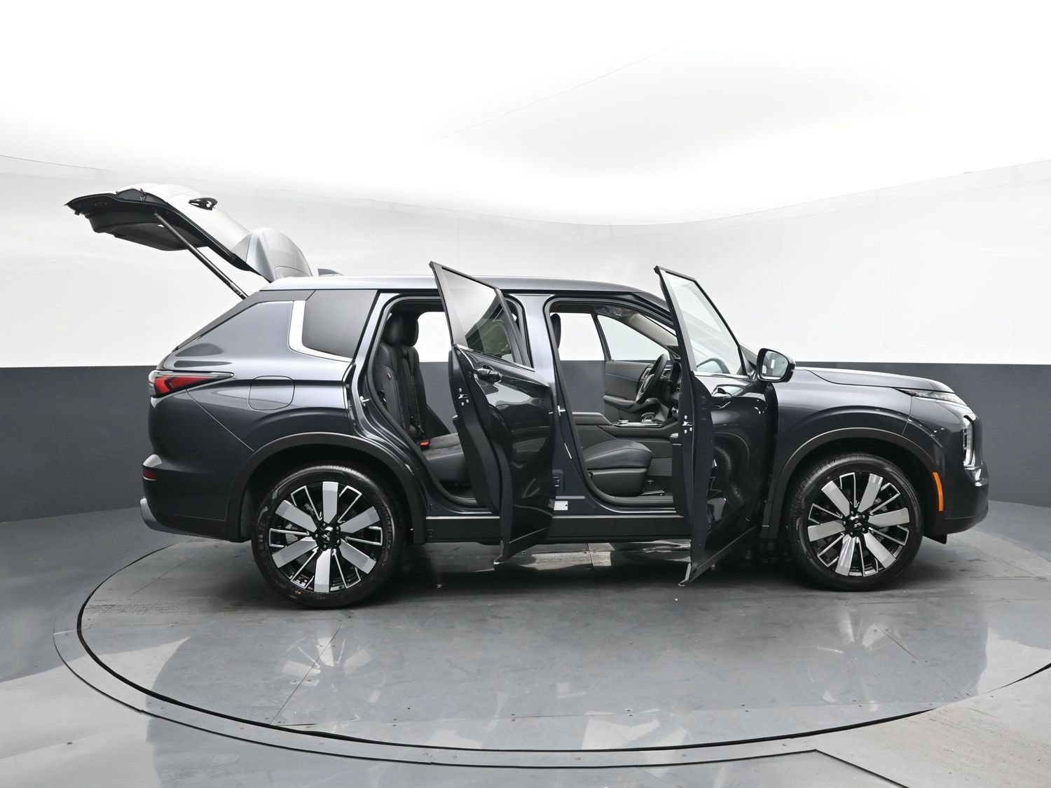 New 2026 Graphite Gray Mitsubishi SE 1.5T 2WD image 30