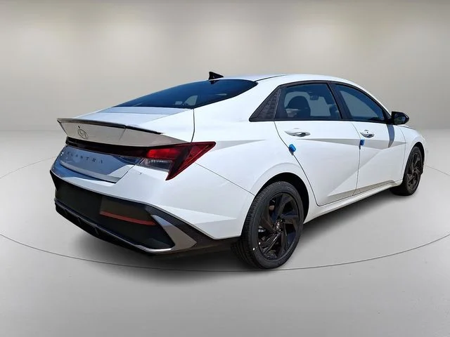 New 2026 White Hyundai SEL Sport image 7
