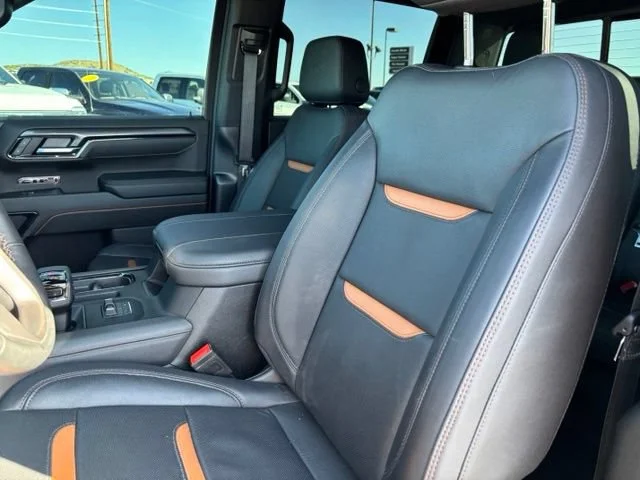 Used 2025 Onyx Black GMC AT4 image 12