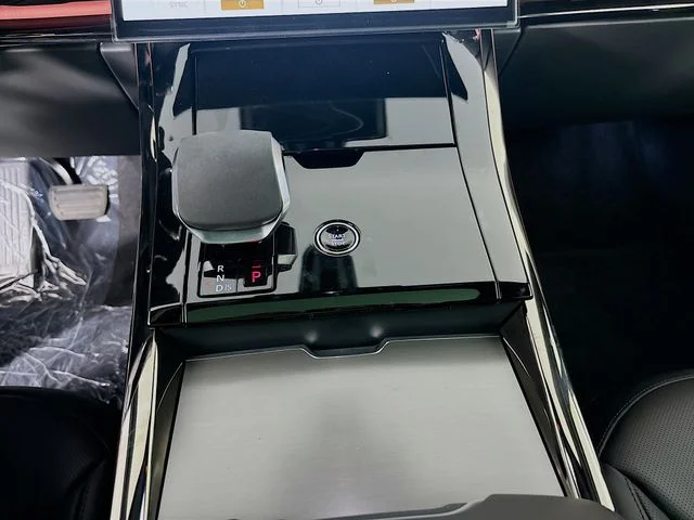 New 2026 Gray Land Rover SE image 18