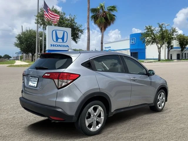 Used 2021 Lunar Silver Metallic Honda LX image 5