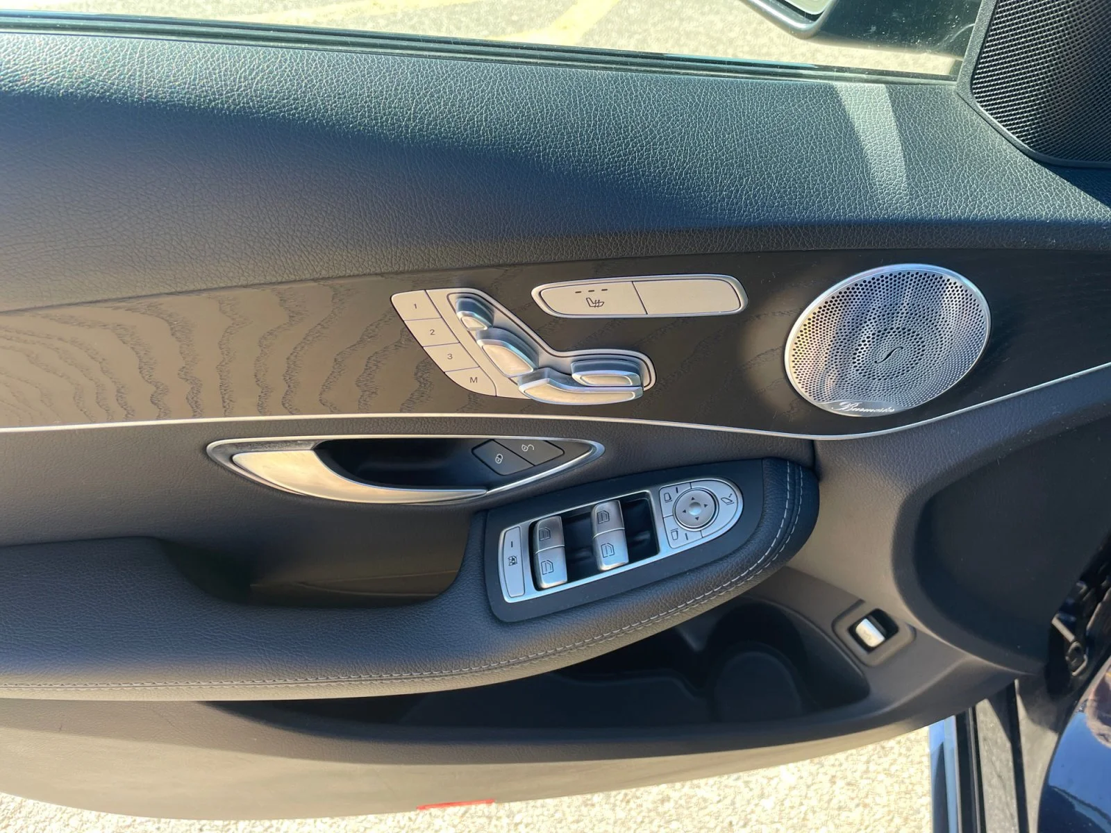 Used 2020 BLUE Mercedes-Benz 4DR SDN C300 4MAT image 15