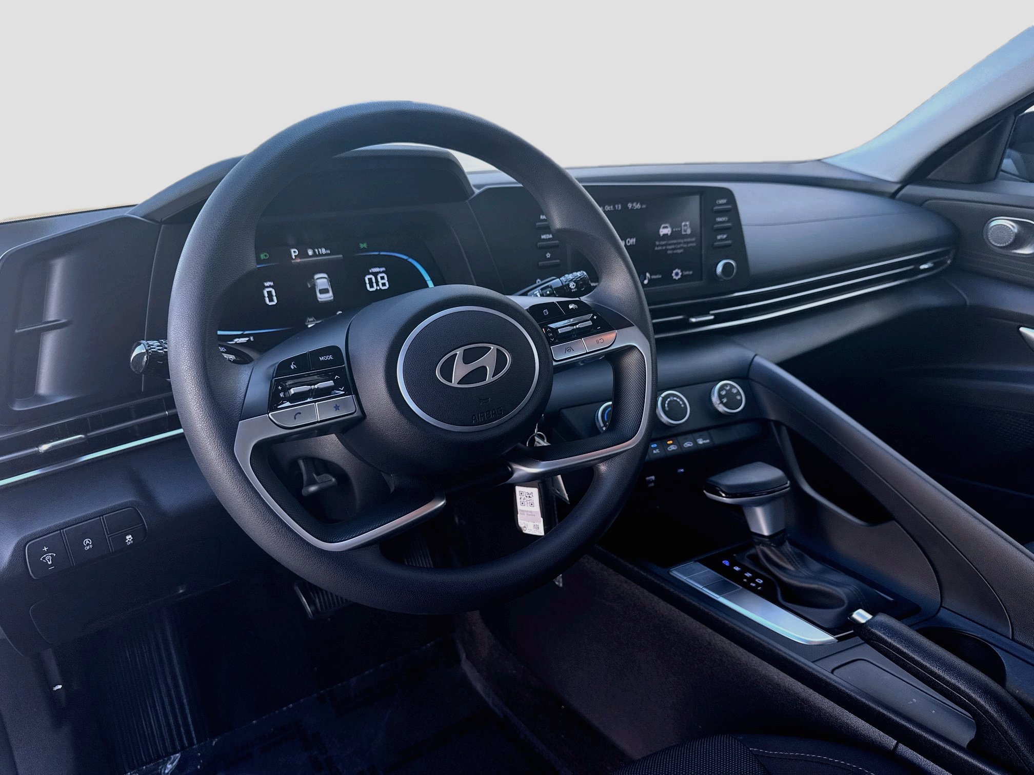 Used 2025 Abyss Black Hyundai SE image 7