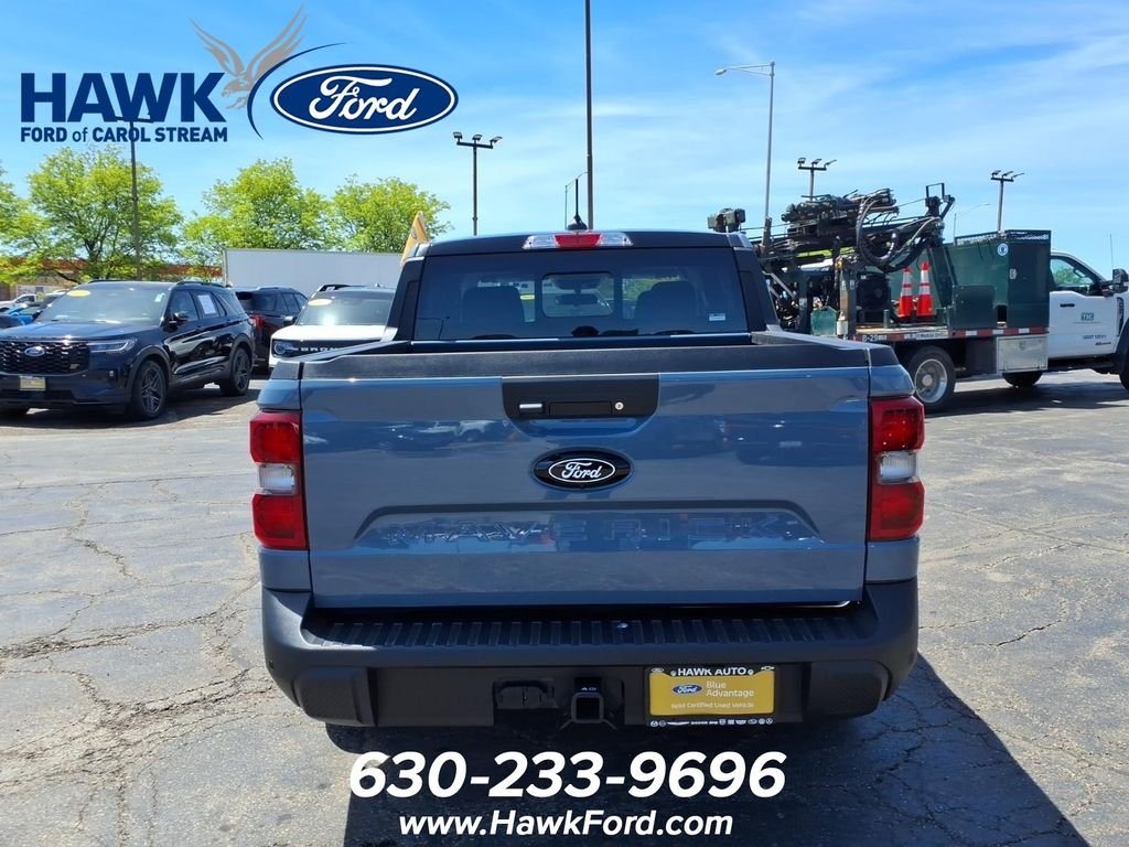 Used 2025 Gray Ford Lariat image 6