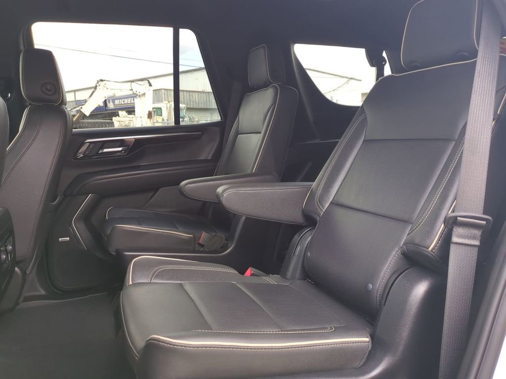 2025 Chevrolet Tahoe Premier - Photo 17
