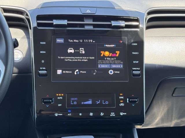 Used 2024  Hyundai SEL image 19