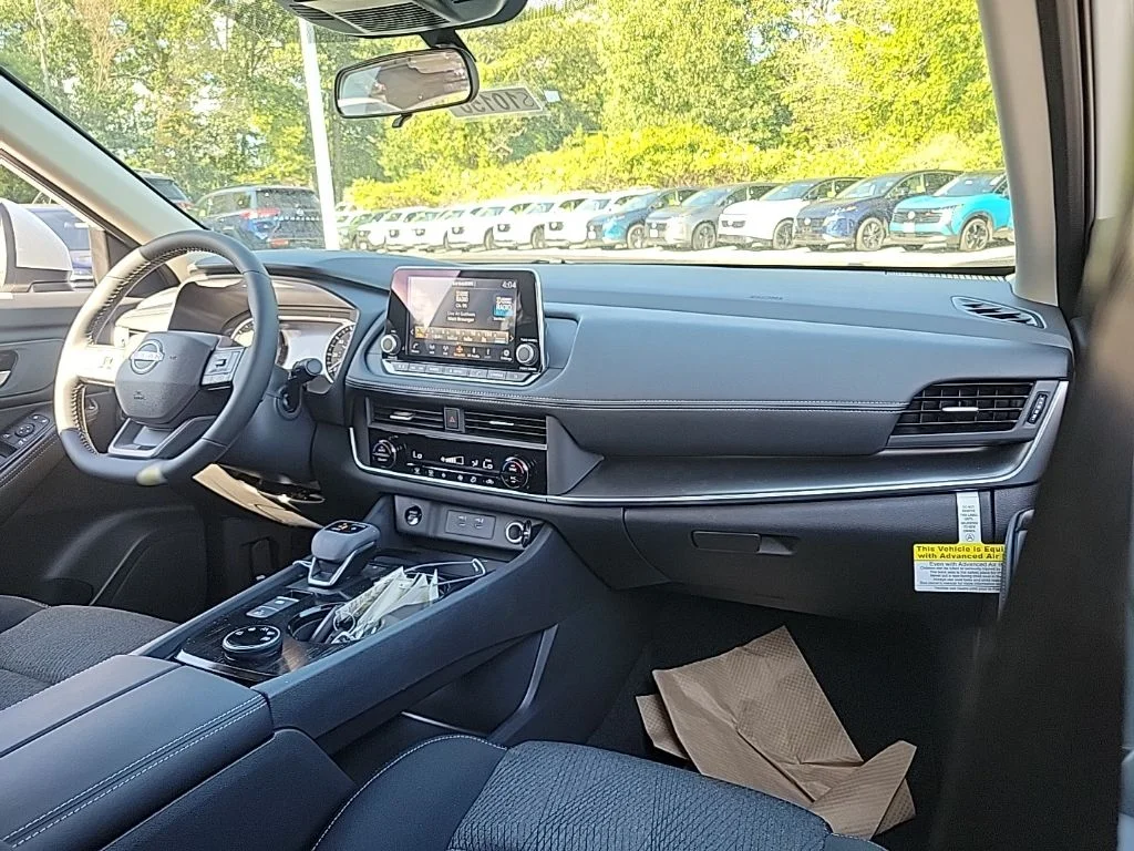 2026 Nissan Rogue SV - Photo 27