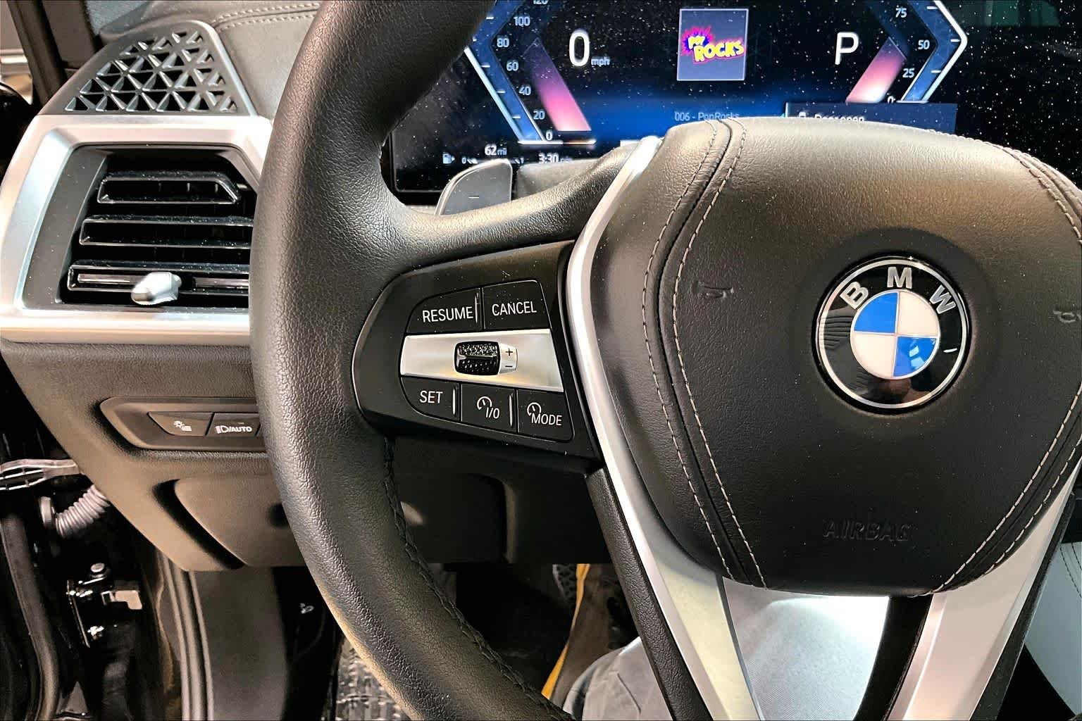 Used 2024 Black Sapphire Metallic BMW xDrive40i image 23