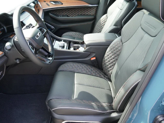 New 2027 Steel Blue Jeep Summit image 34
