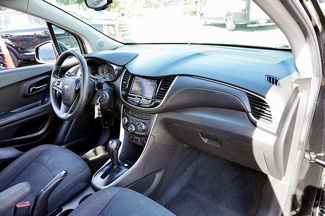 Used 2021 Black Chevrolet LS image 9