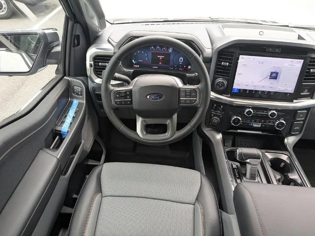 New 2026 Oxford White Ford Lariat image 46