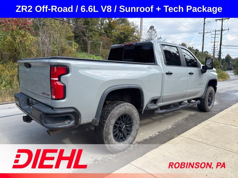 Used 2025 Gray Chevrolet ZR2 image 7