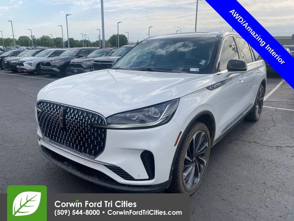 2025 Lincoln Aviator Reserve AWD's photo