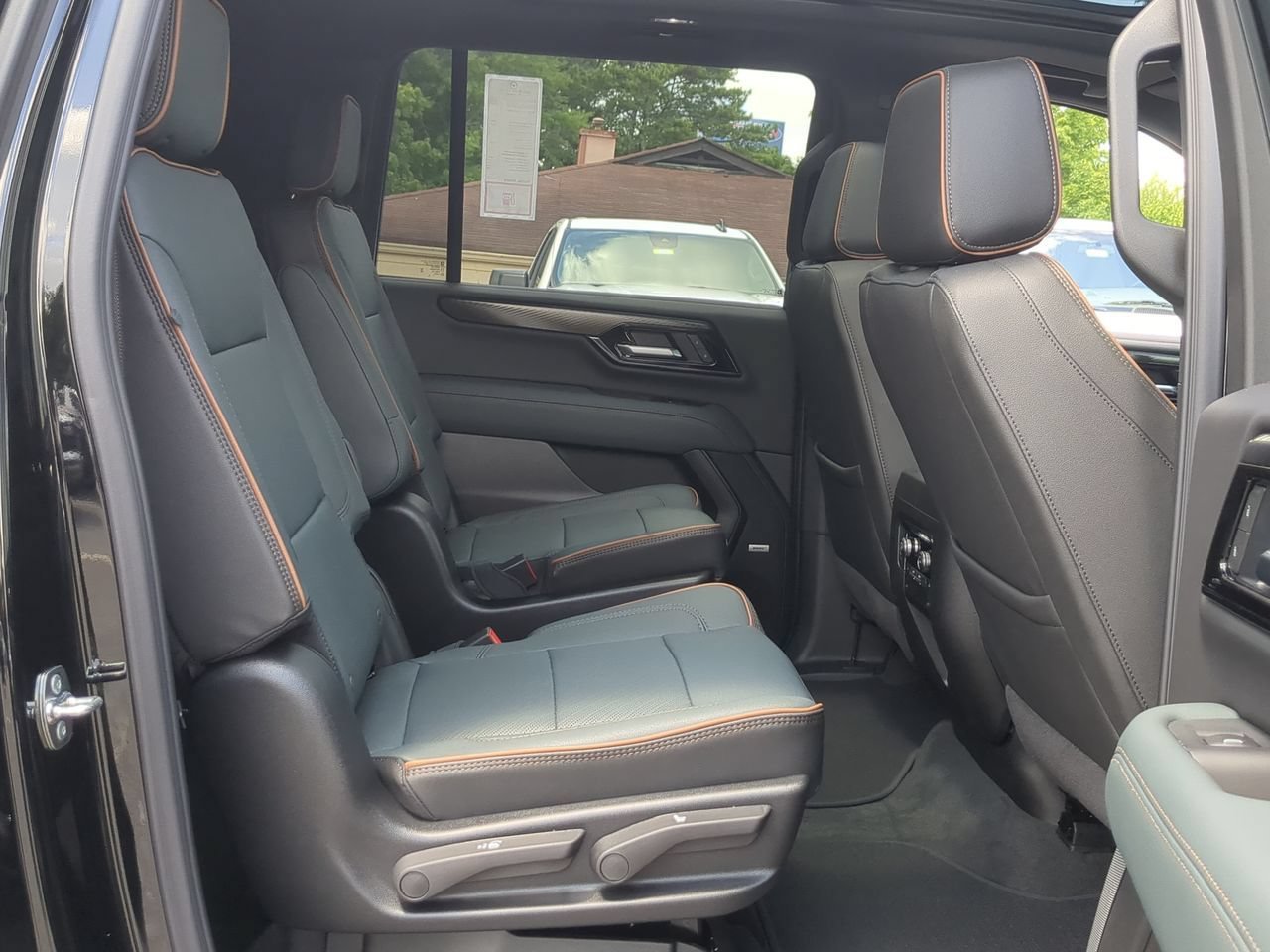 New 2026 Onyx Black GMC AT4 image 28