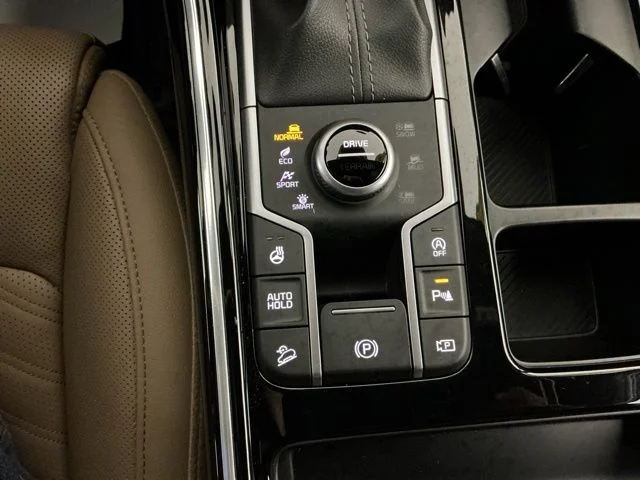 Used 2026 Black Kia X-Line SX Prestige image 25