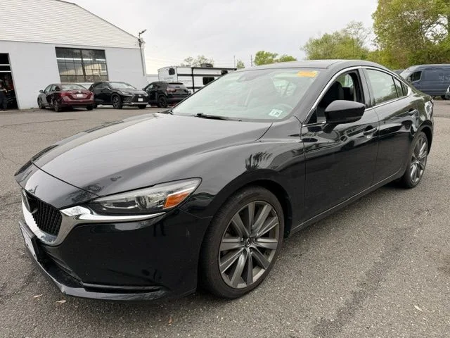 2019 Mazda EZ-6 Touring Auto's photo