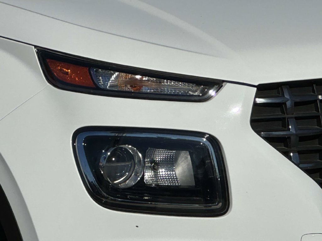Certified Used 2024 Lunar White Hyundai SEL image 11