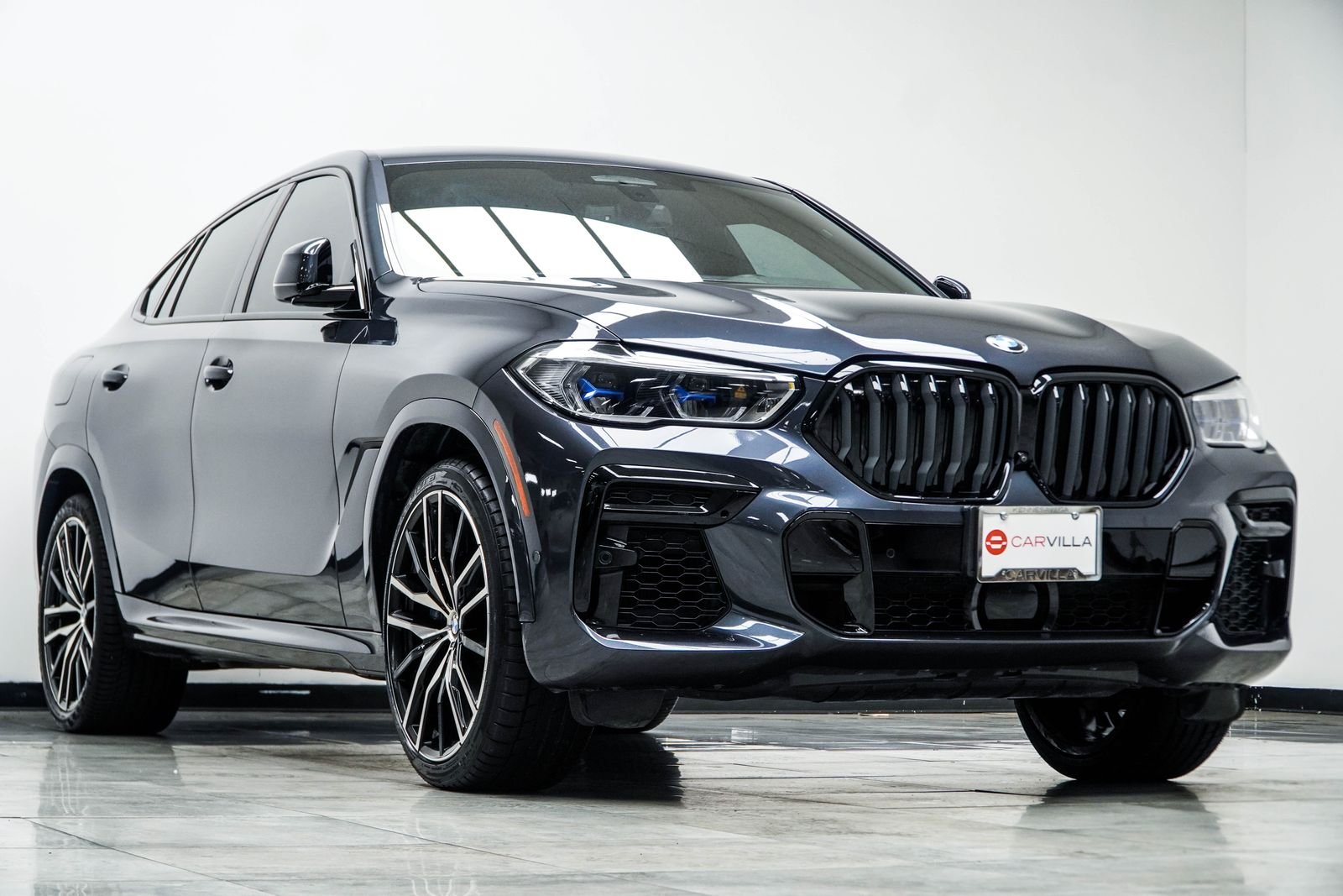 Used 2022 Gray BMW xDrive40i image 4