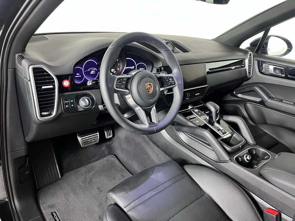 Certified Used 2023  Porsche S image 4