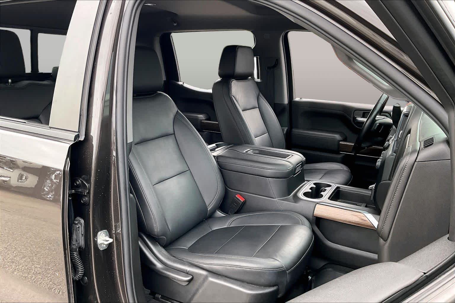 Used 2021 OXFORD BROWN METALLIC Chevrolet LT Trail Boss image 9