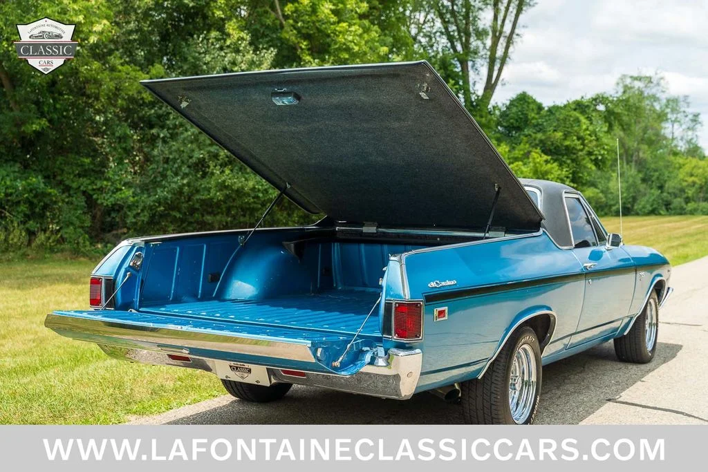 Used 1969 Blue Chevrolet SS image 25