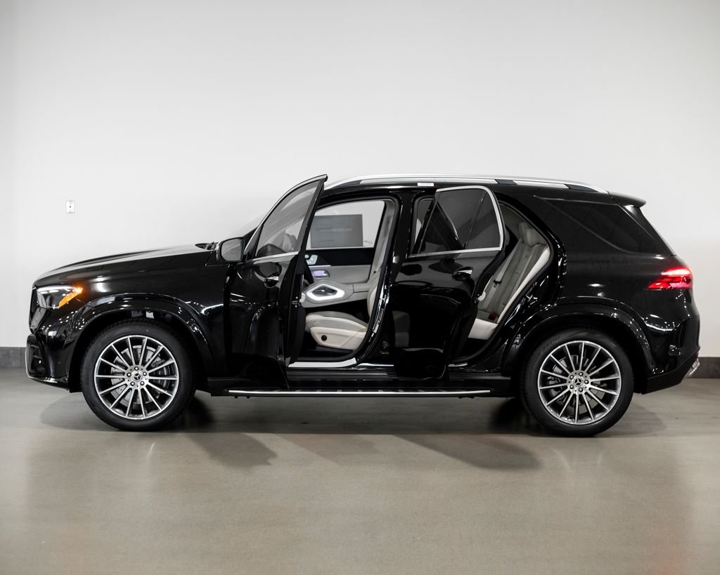 New 2026 Obsidian Black Metallic Mercedes-Benz GLE 450 image 3