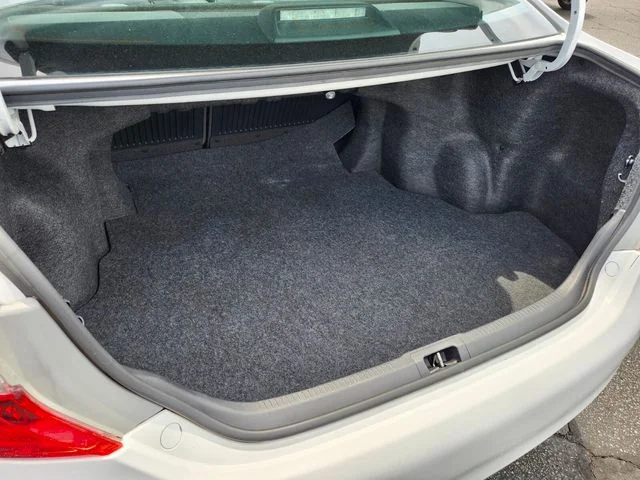 Used 2014 White Toyota SE image 20